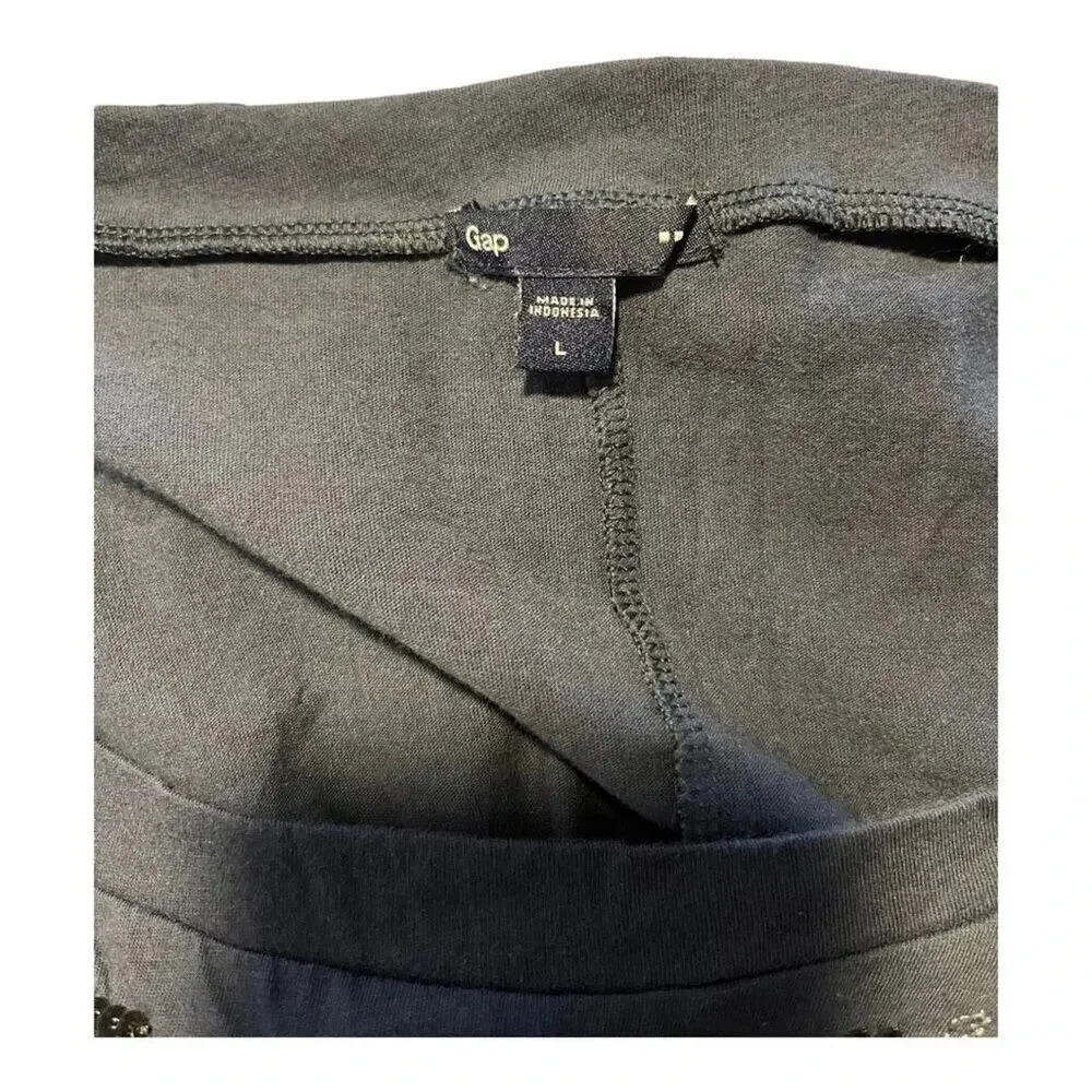 Gap Women’s Large‎ Blue Crop Blouse With Geometric Shapes Aztec - Picture 4 of 4